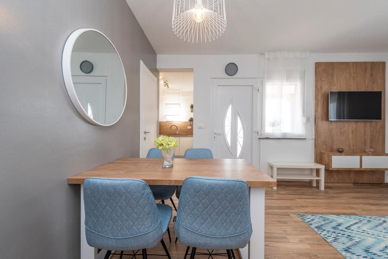 Luxury Apartments - La Vir 5& 6 Екстериор снимка