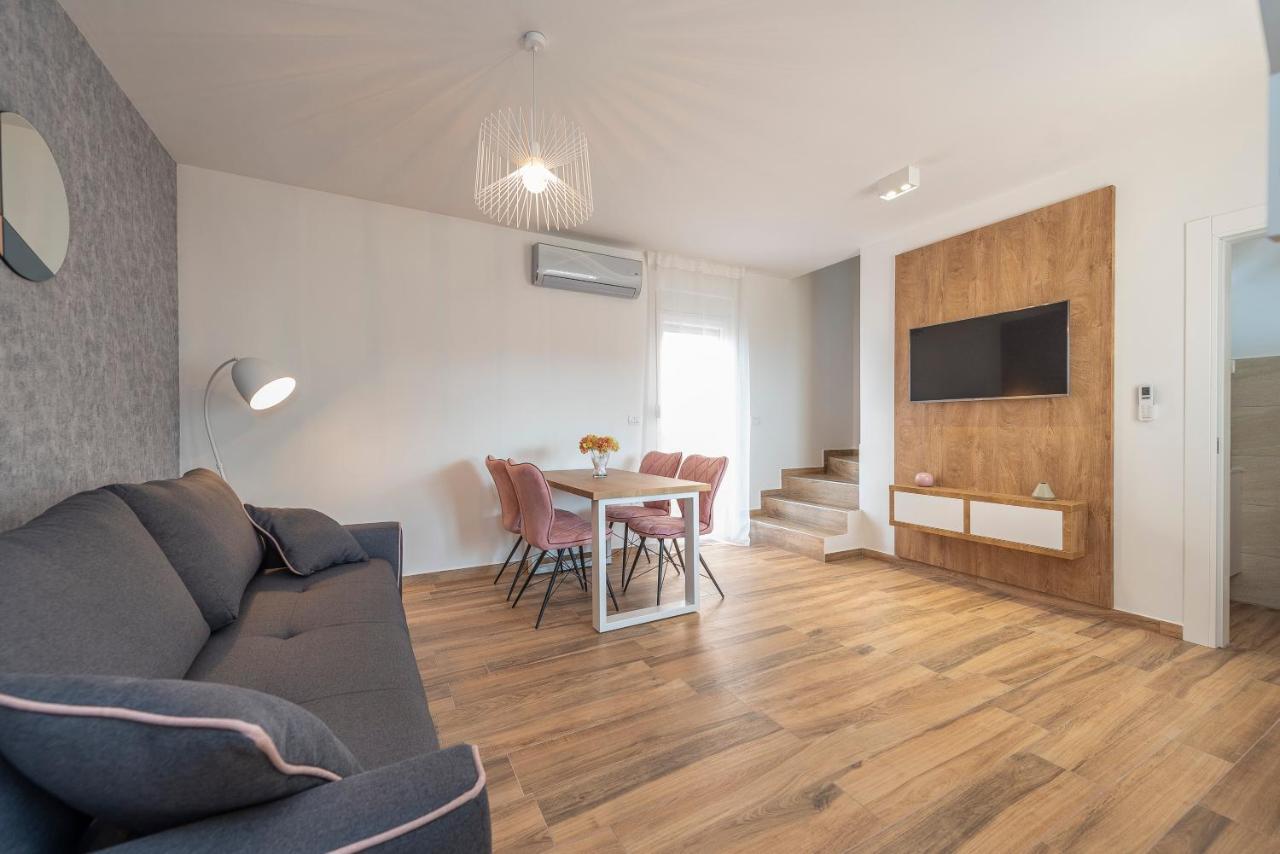 Luxury Apartments - La Vir 5& 6 Екстериор снимка