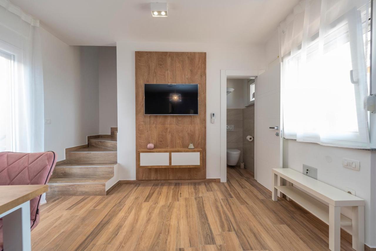 Luxury Apartments - La Vir 5& 6 Екстериор снимка