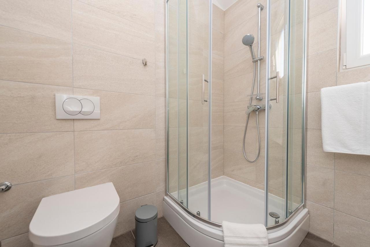 Luxury Apartments - La Vir 5& 6 Екстериор снимка
